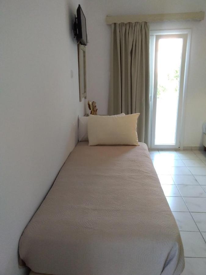 Gorgona Apartments & Studios Ипсос Екстериор снимка