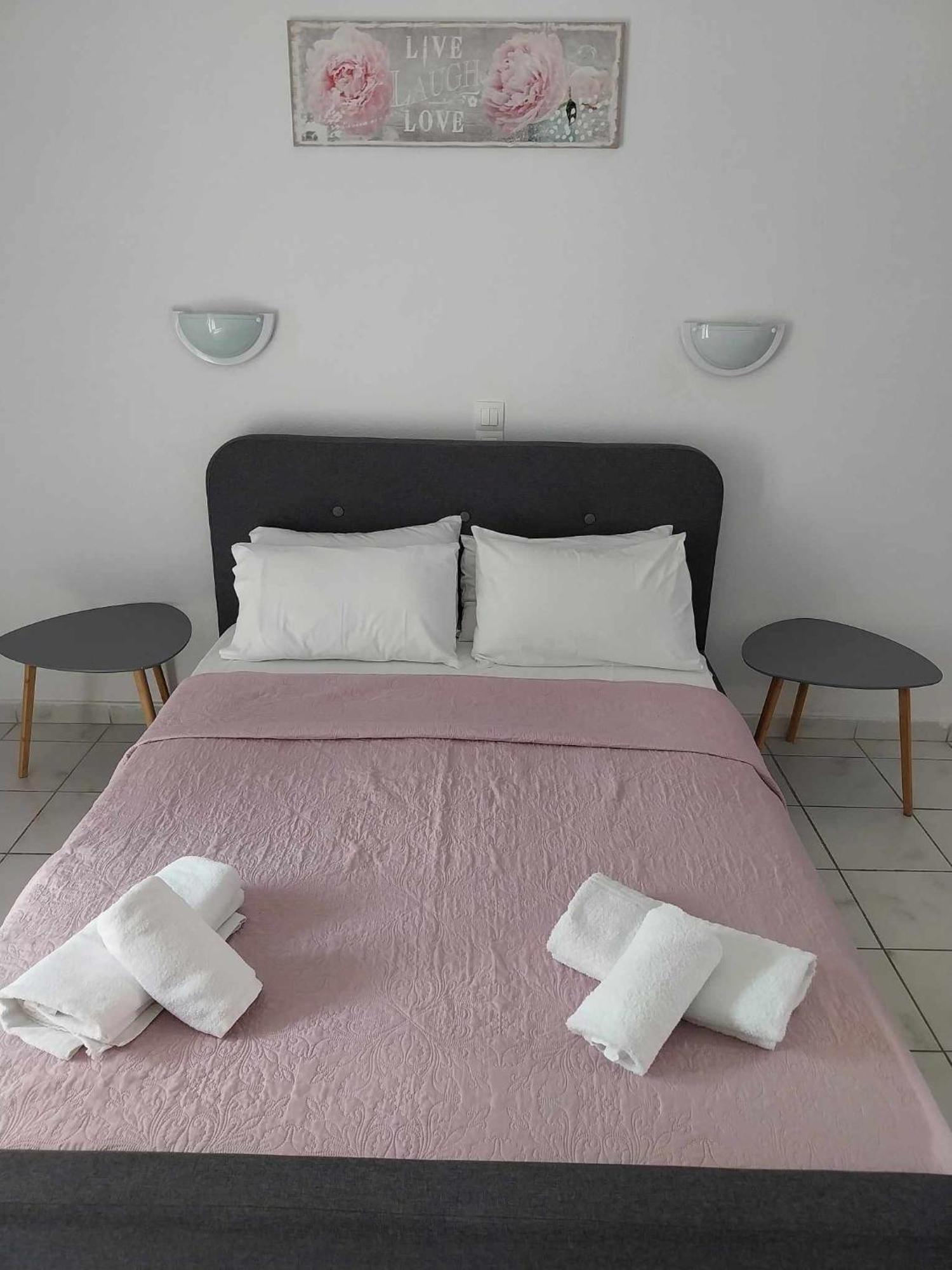 Gorgona Apartments & Studios Ипсос Екстериор снимка
