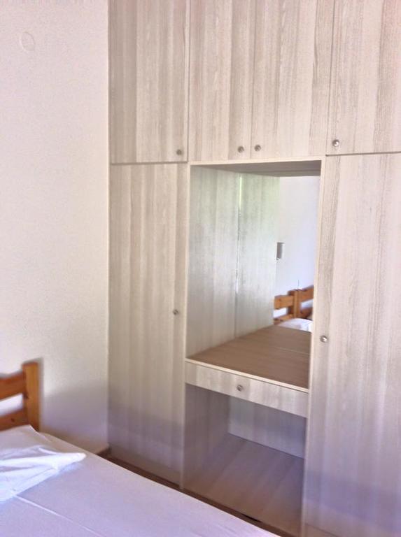 Gorgona Apartments & Studios Ипсос Екстериор снимка
